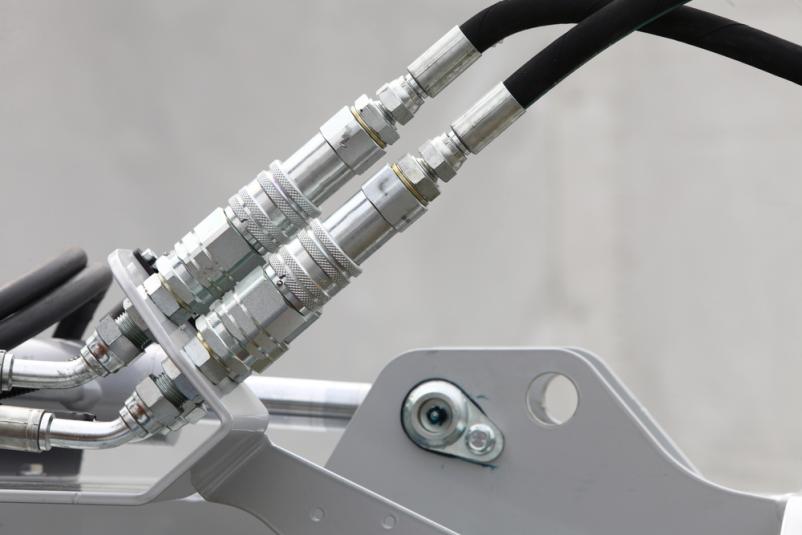 Ugodne hidravlične cevi in servis Cerknica