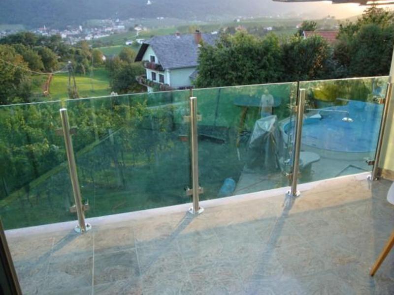 Jeklena ograja cenik Primorska