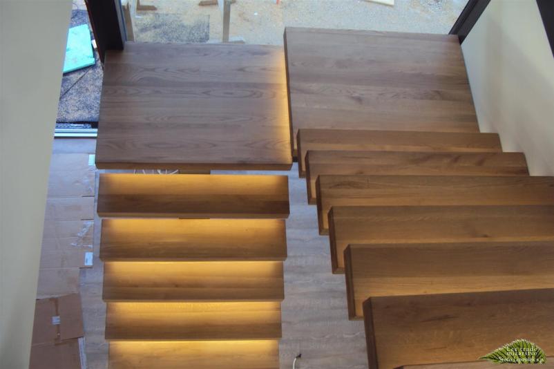 Izdelava masivnih lesenih stopnic po Sloveniji