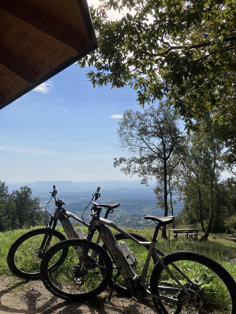 Poceni izposoja koles Bela krajina