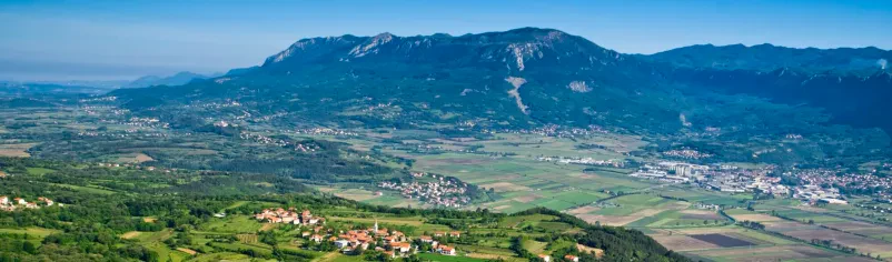 Pohod po Vertovčevih poteh Goriška