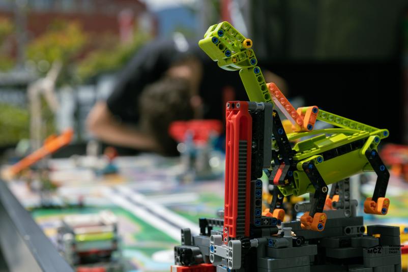 Praznovanje robotskega rojstnega dne Slovenija