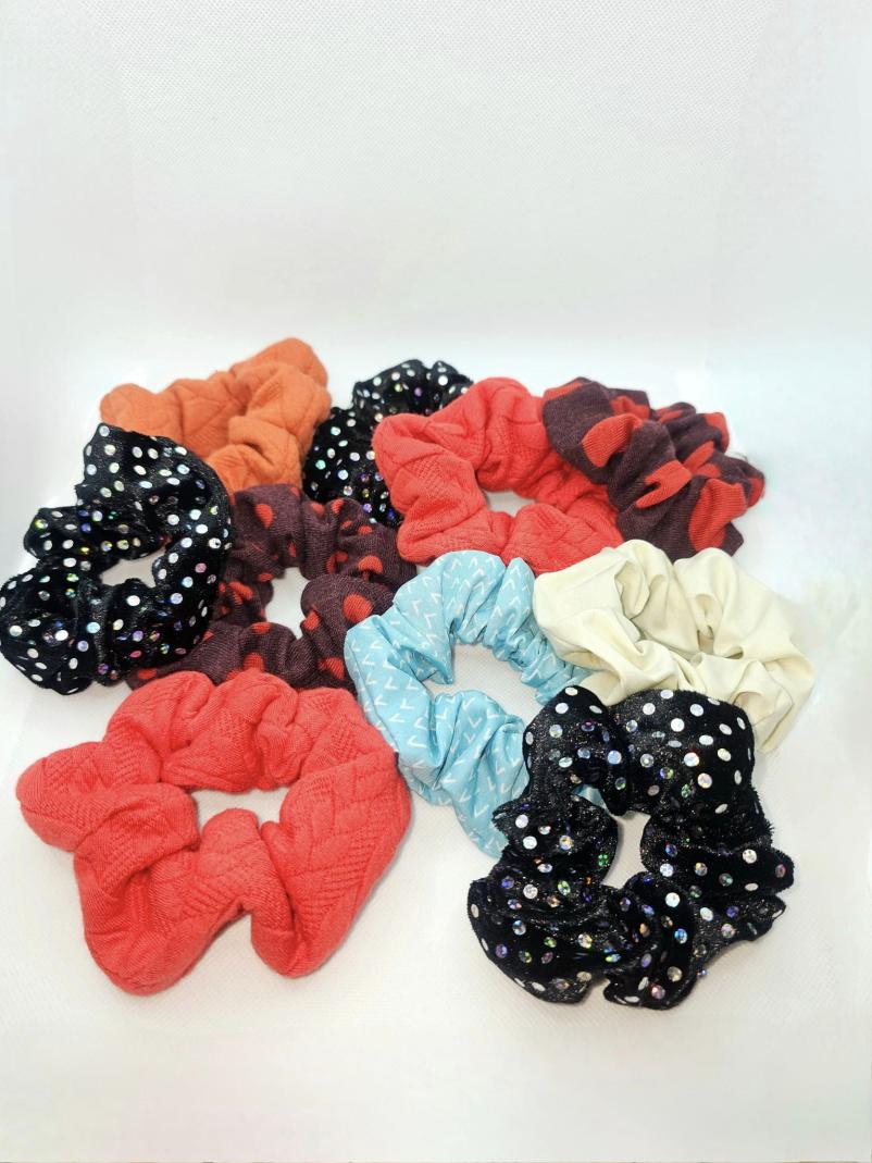 Spletna prodaja ročno izdelanih dodatkov