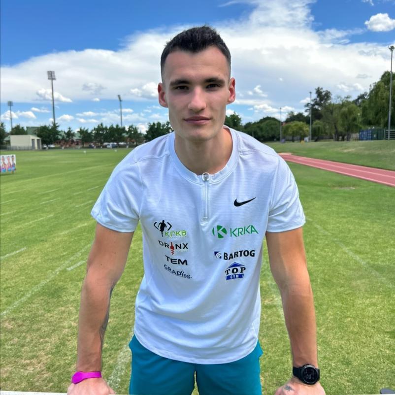 Profesionalni športnik, atlet in šprinter Slovenija