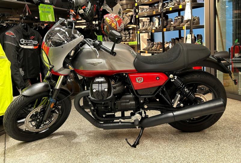 Pripeljite vozilo na našo moto kliniko v okolici Ljubljane