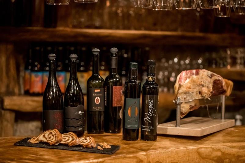 slovenian wines and dishes