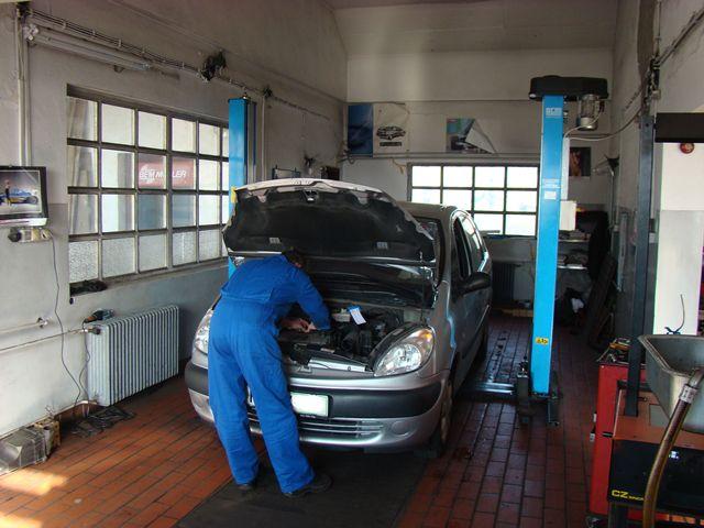 Hiter avtoservis Citroen Ljubljana Vič