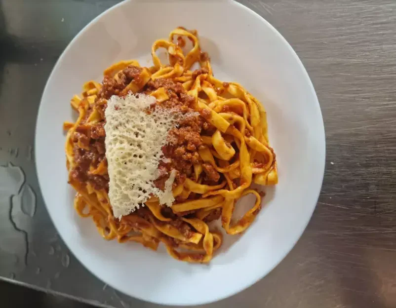 Če iščete dober lokal v Kopru, ste na pravem mestu!