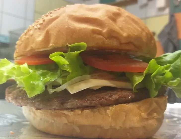 Dober hamburger Bela krajina