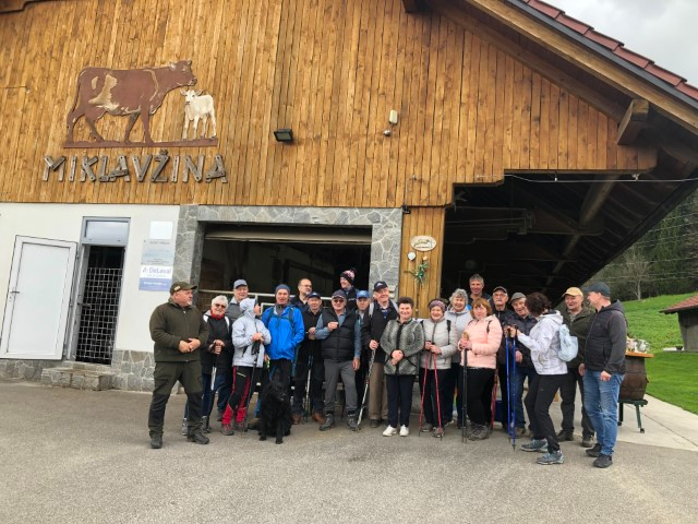 Druženje z upokojenci mesta Škale