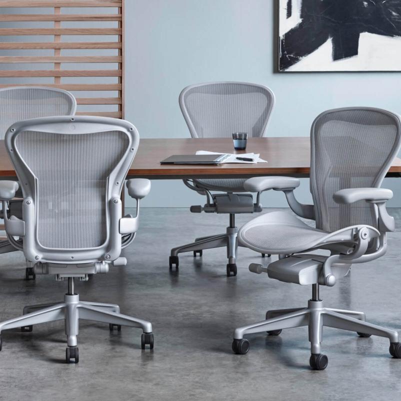 Prodaja ergonomskih pisarniških stolov