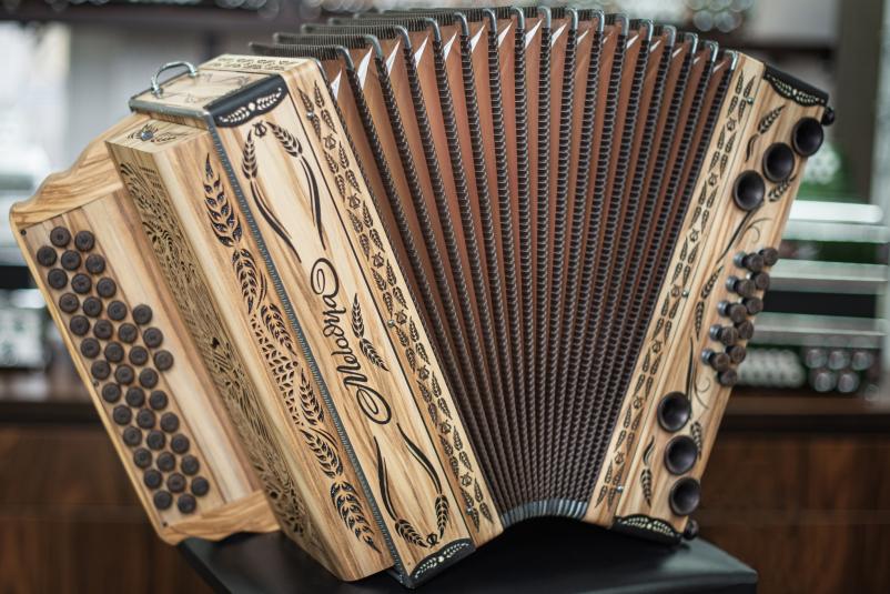 Herstellung von Musikinstrumenten