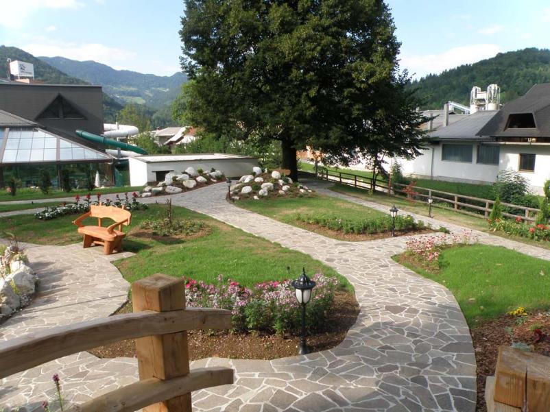 Kamniti tlaki po meri Slovenija