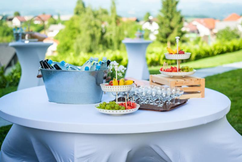 najem kozolca za poroko na Dolenjskem