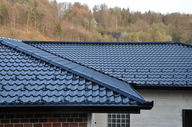 Ugodna pločevinasta strešna kritina Slovenija