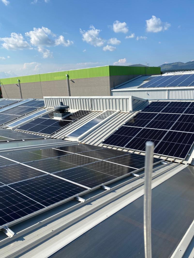 Montaža in priklop sončnih elektrarn