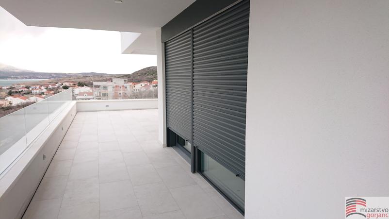 montažo stavbnega pohištva 