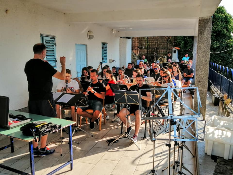 Nastop pihalnega orkestra Prekmurje