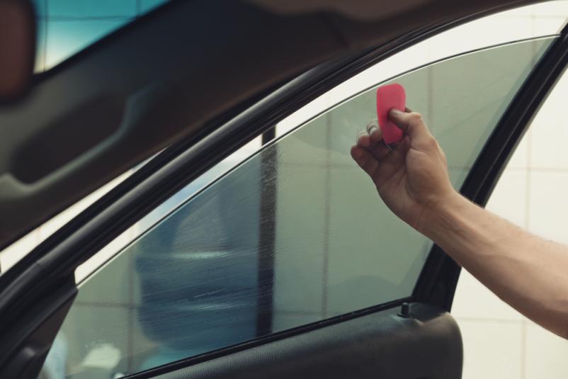 Popravila avtostekel na terenu Ljubljana