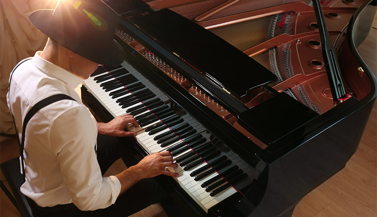 Prodaja glasbenih inštrumentov Slovenija