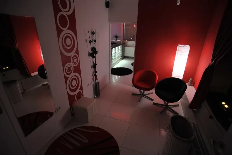 Erotični masažni salon