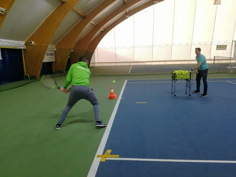 Tekmovalni tenis Medvode, Ljubljana