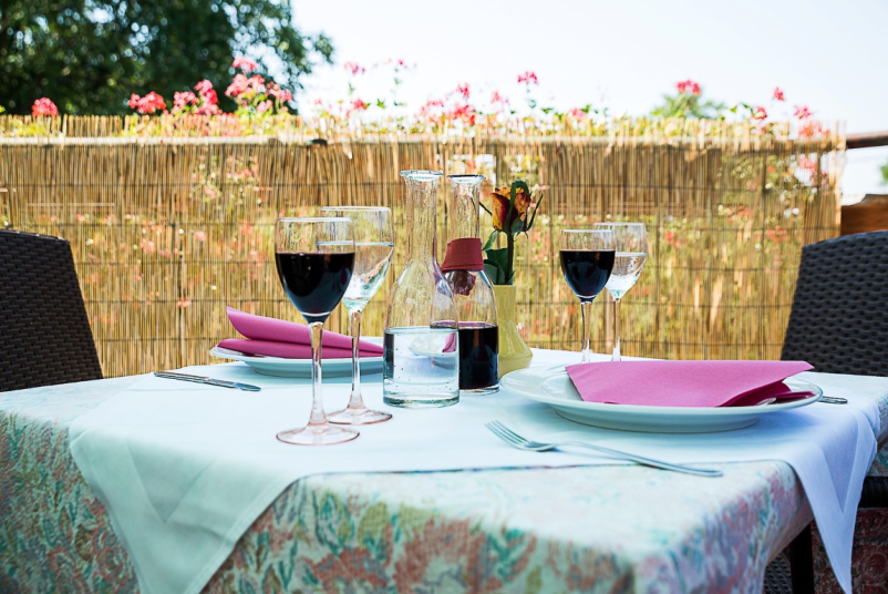 Prostor za zaključene družbe Solkan