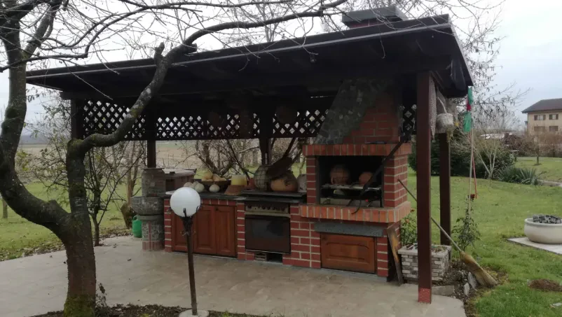 Letne kuhinje po meri in naročilu Dolenjska, Slovenija