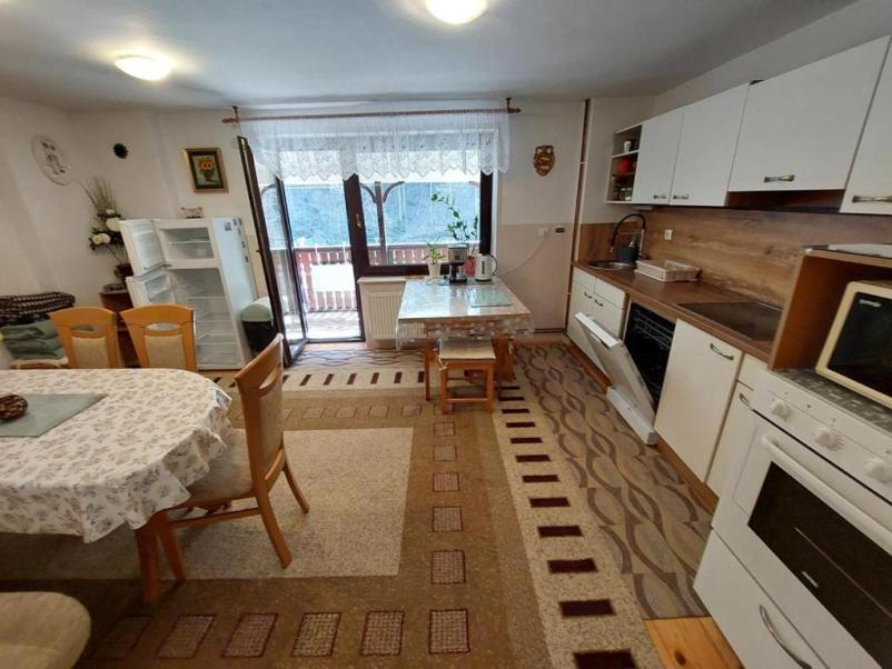 Ugodni apartmaji v Kranju in okolici