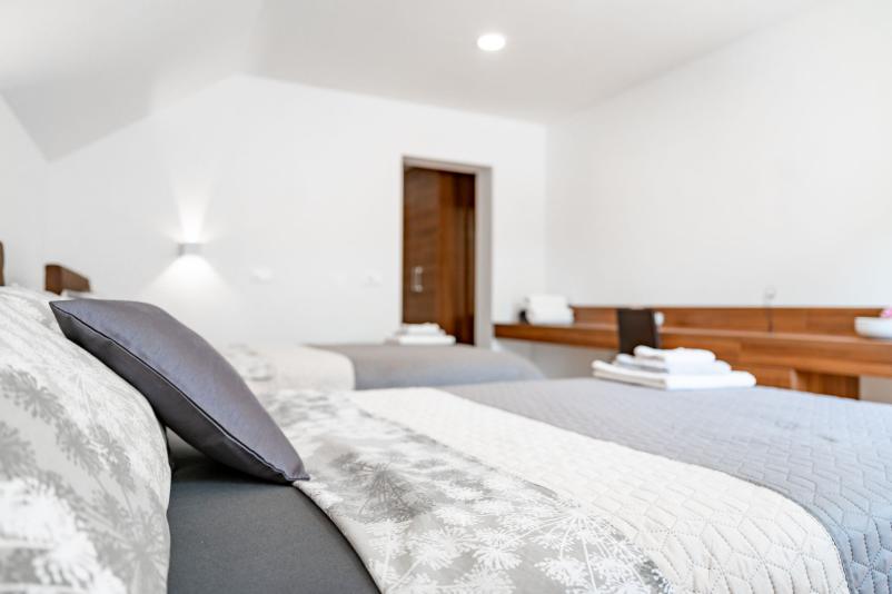 Rent a luxury room or apartment near castle Bogenšperk, Litija