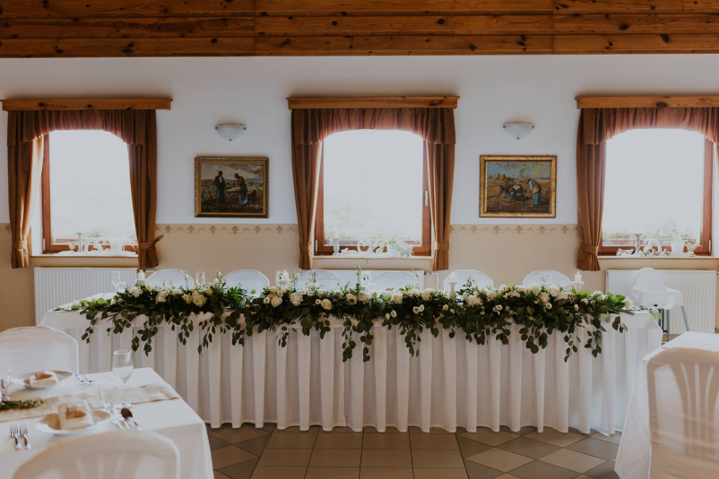 Kmetija poroka v naravi