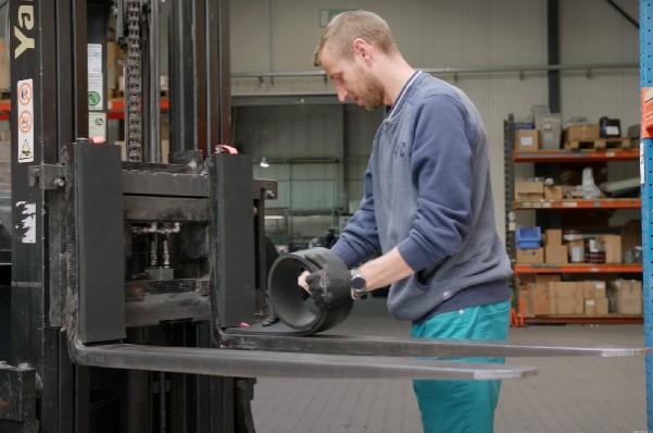 Kakovostna skladiščna oprema in oprema za proizvodnjo Slovenija