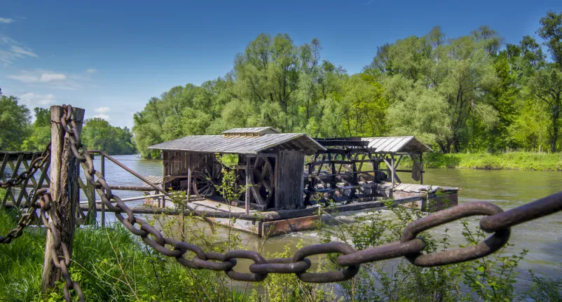 Apartma za pare Banovci