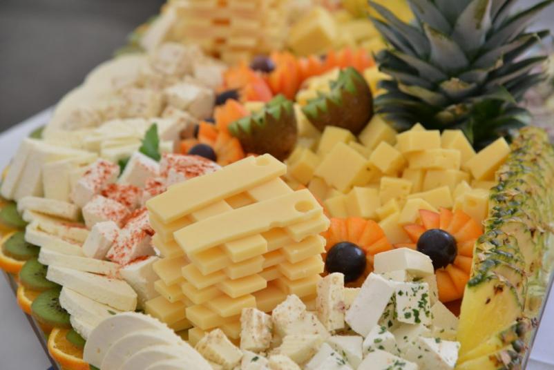 dostava hrane in catering logatec in okolica