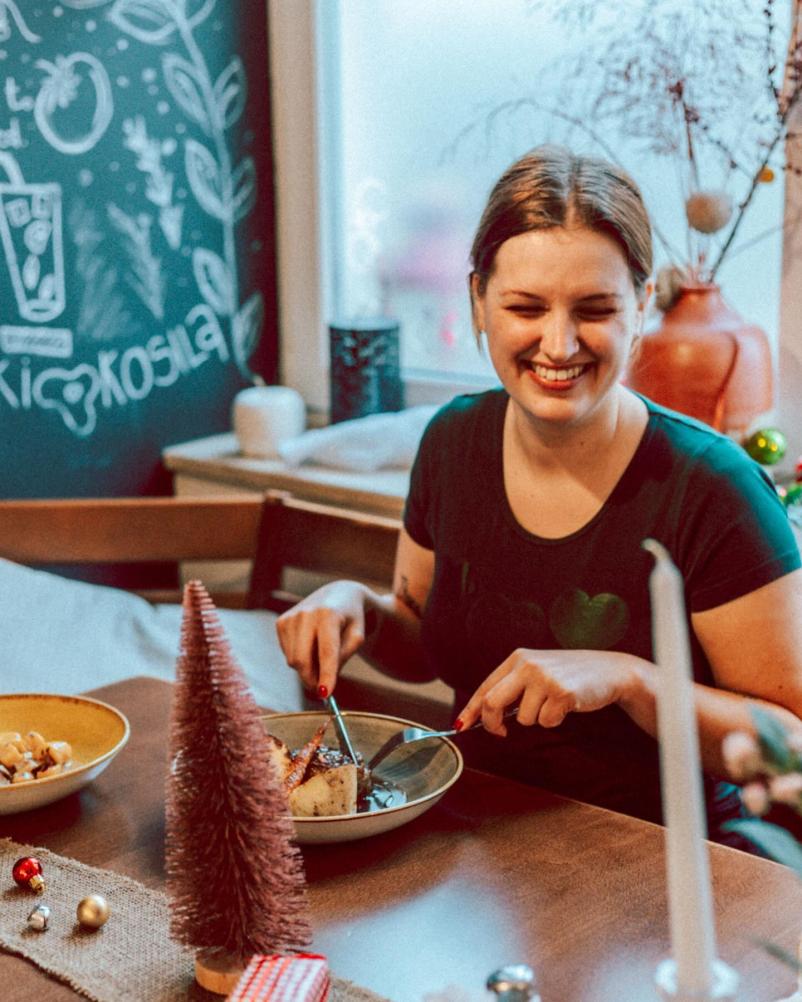 prostor za zaključene družbe hiša jerin