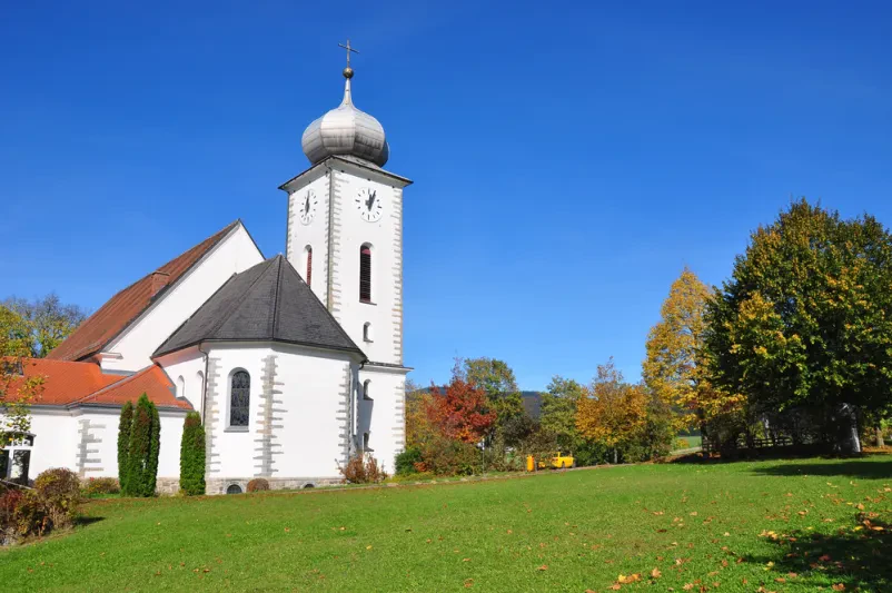 Ogled cerkve na Gorenjskem