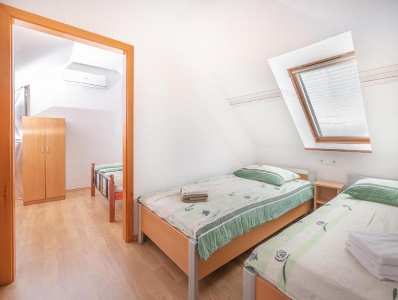 Ugodne nočitve Stari trg ob Kolpi