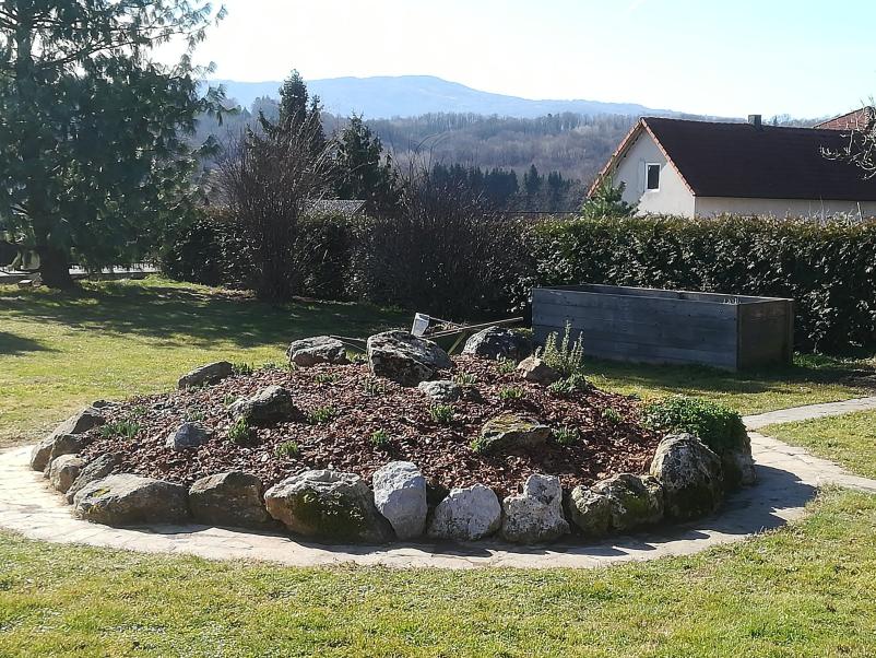 Urejena okolica objekta