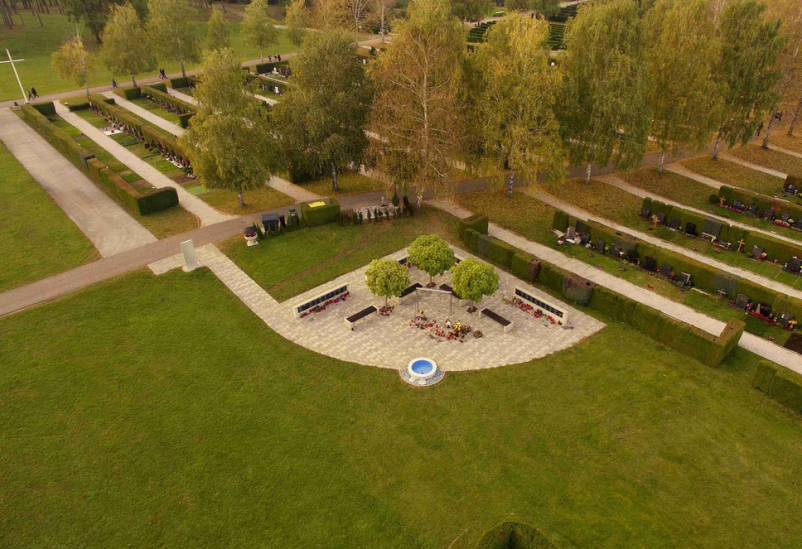 Pokop na pokopališču Dobrava