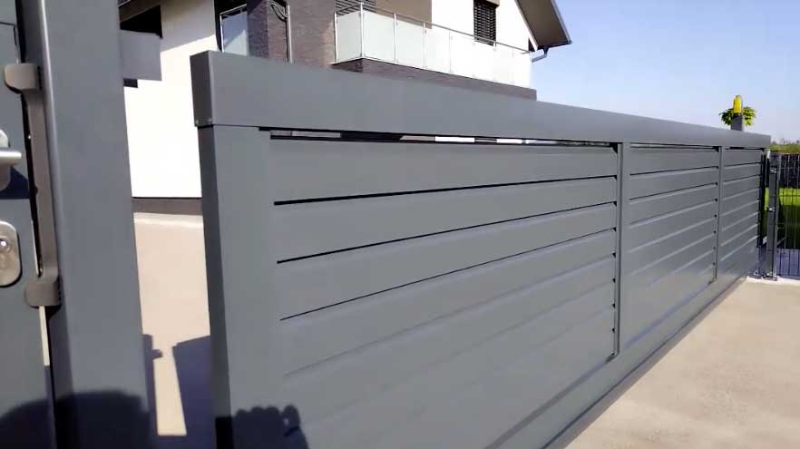 Montaža in prodaja panelnih, dvoriščnih in balkonskih ograj Slovenija