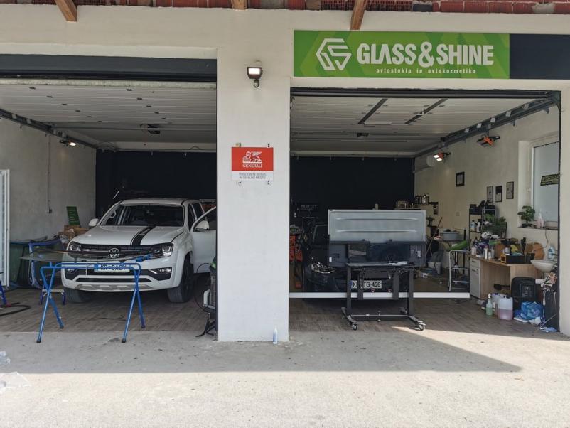 Popravilo avto stekla