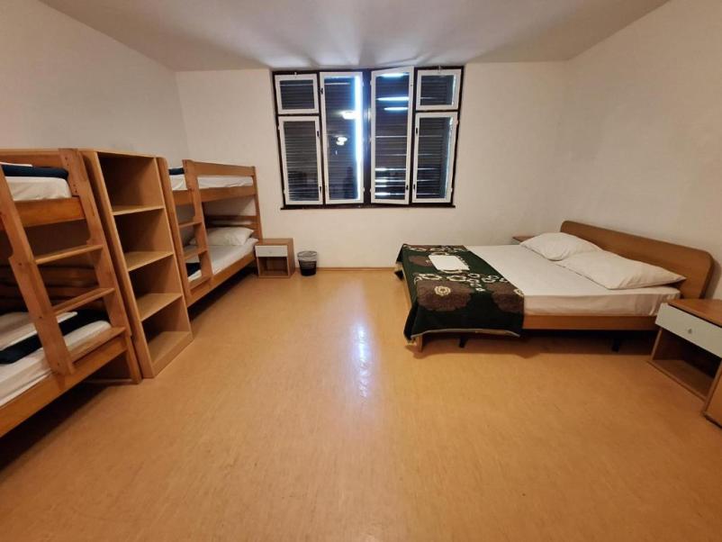 Mladinski hostel Novigrad, Hrvaška