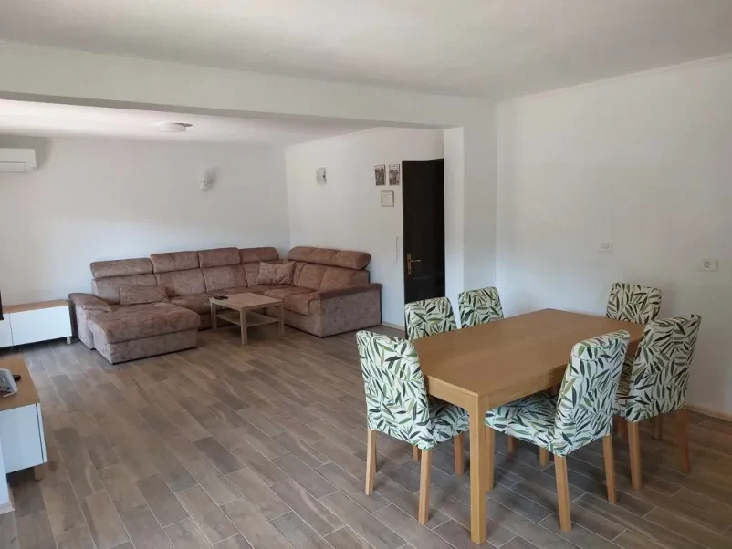 Ugoden najem sobe Kanal ob Soči, Goriška regija