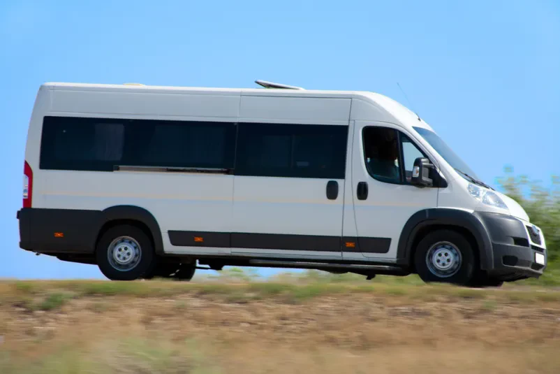 Avtobusni in kombi prevozi