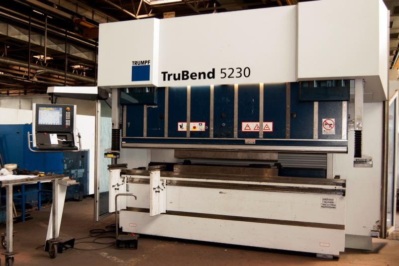 Naprava za krivljenje pločevine