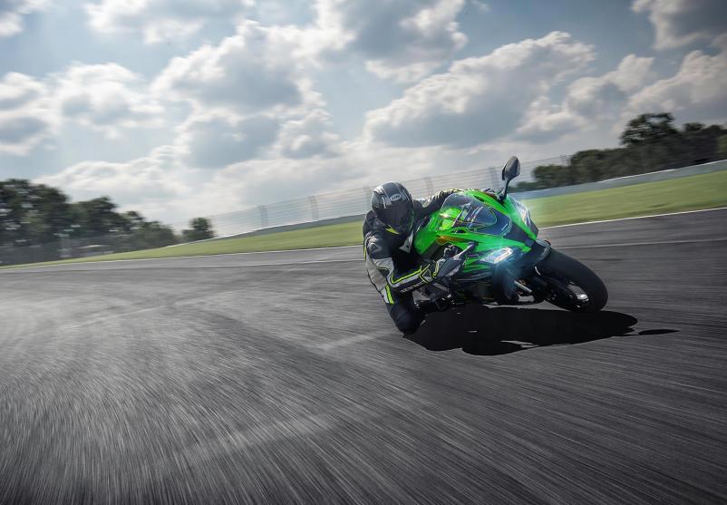 Rezervni deli za motorje Domžale