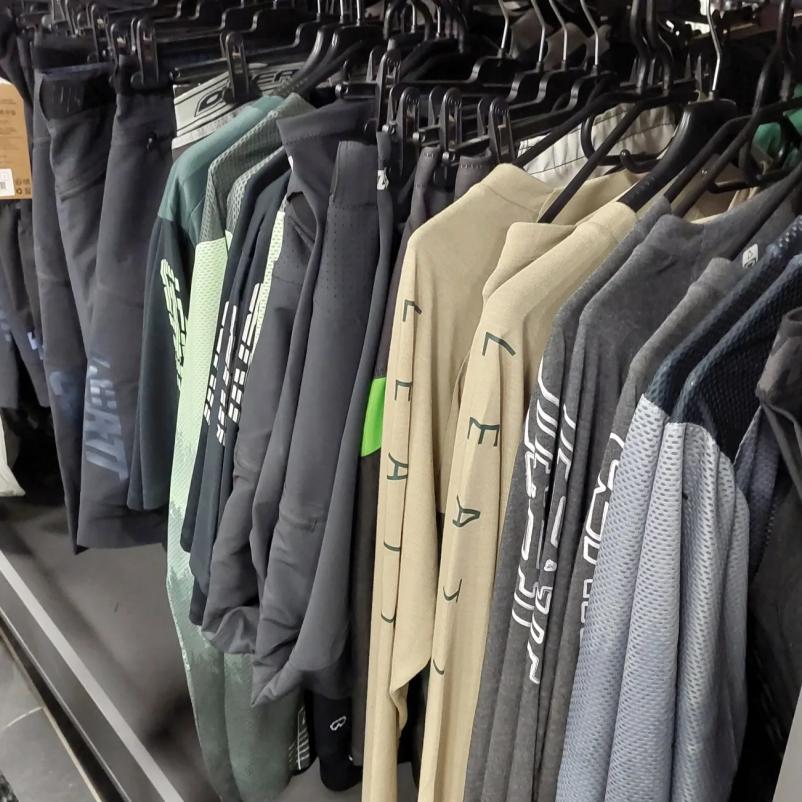 Motoristična oblačila