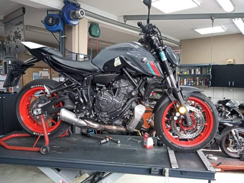 Rezervni deli za motor Yamaha 