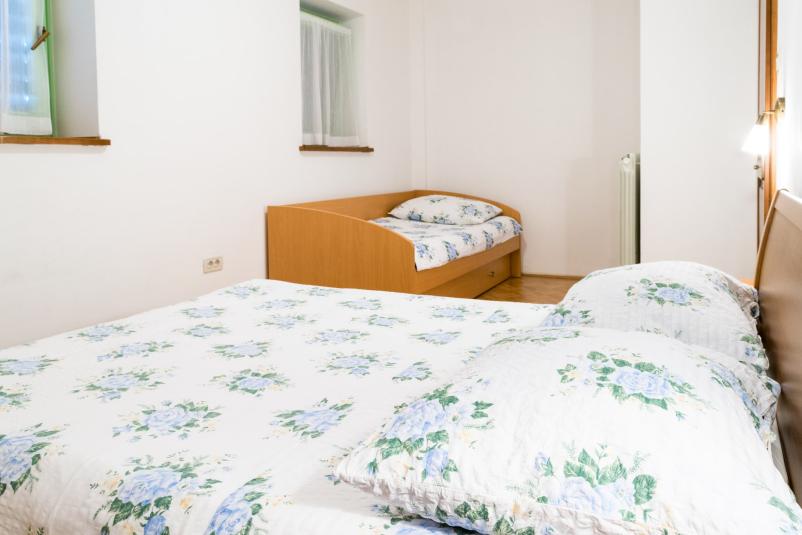 Znana in priljubljena turistična kmetija Kras