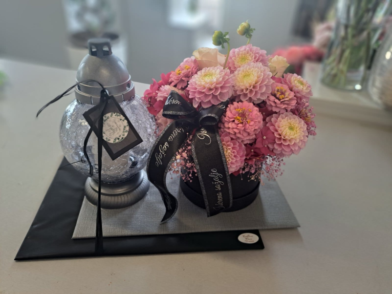 Žalni venec Ljubljana, okolica